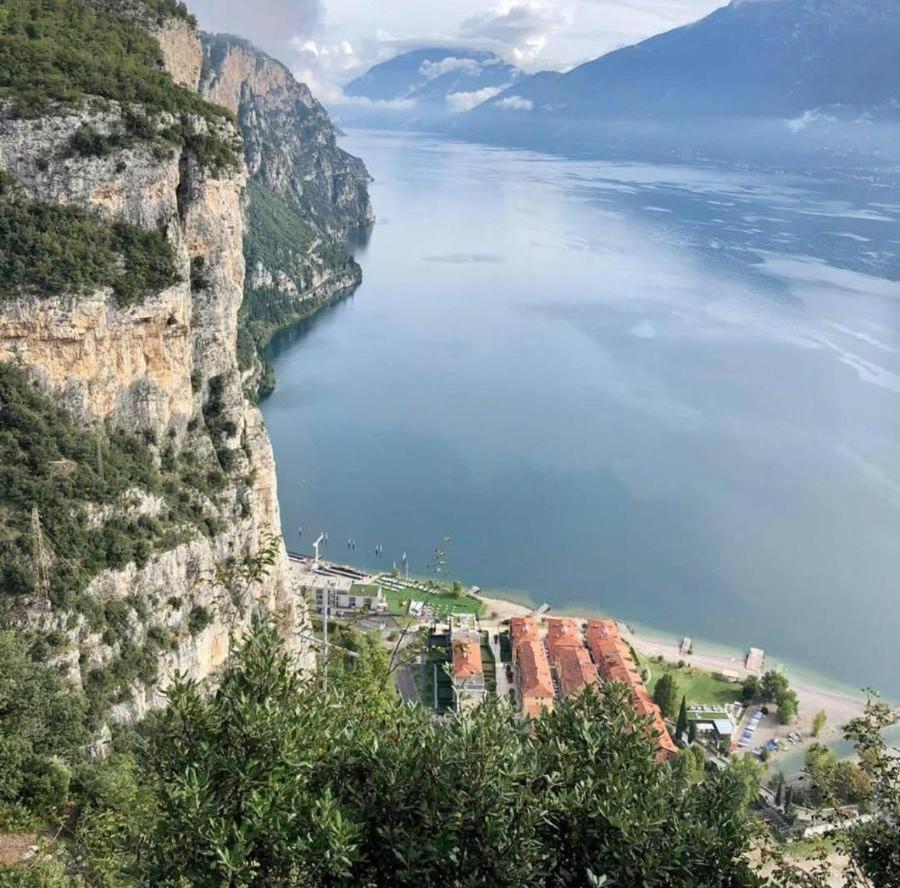 Antica Campione Rooms & Hostel Campione del Garda Exteriör bild
