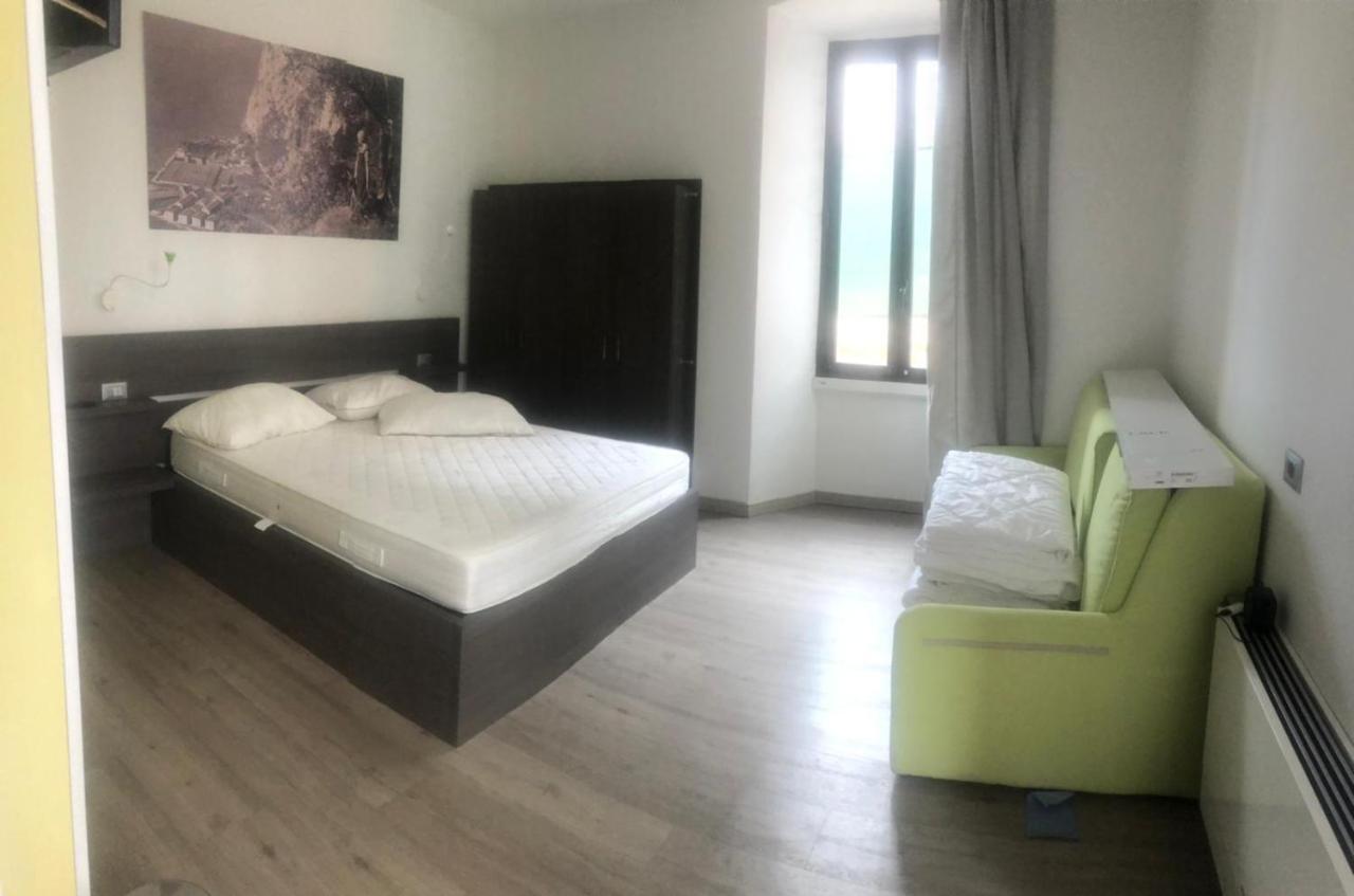 Antica Campione Rooms & Hostel Campione del Garda Exteriör bild